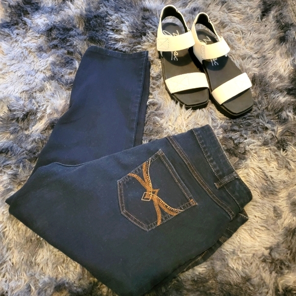 d. jeans Denim - D. Jeans New York SZ 16 Cropped‎ Denim Jeans